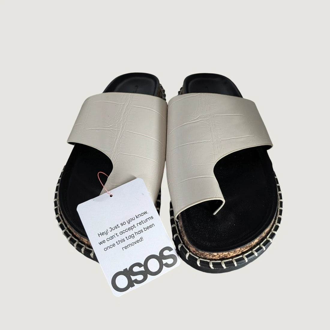 ASOS DESIGN Women's Croc-Effect Toe Loop Slide Sandals Off White – US 7 / EU 38 New