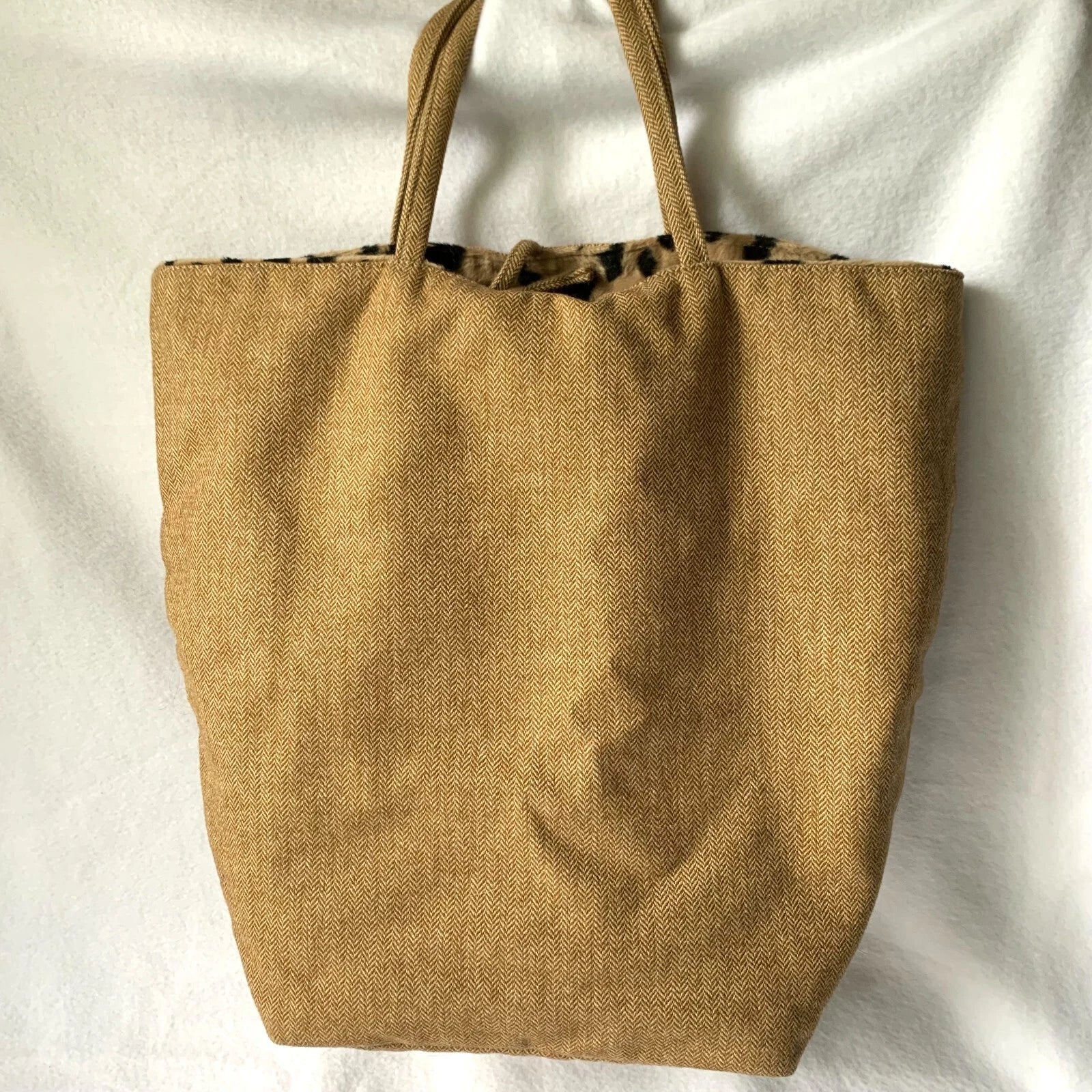 Alexia Hollinger Paris Designer Tote Handbag – Leopard Print Interior, Magnetic Closure