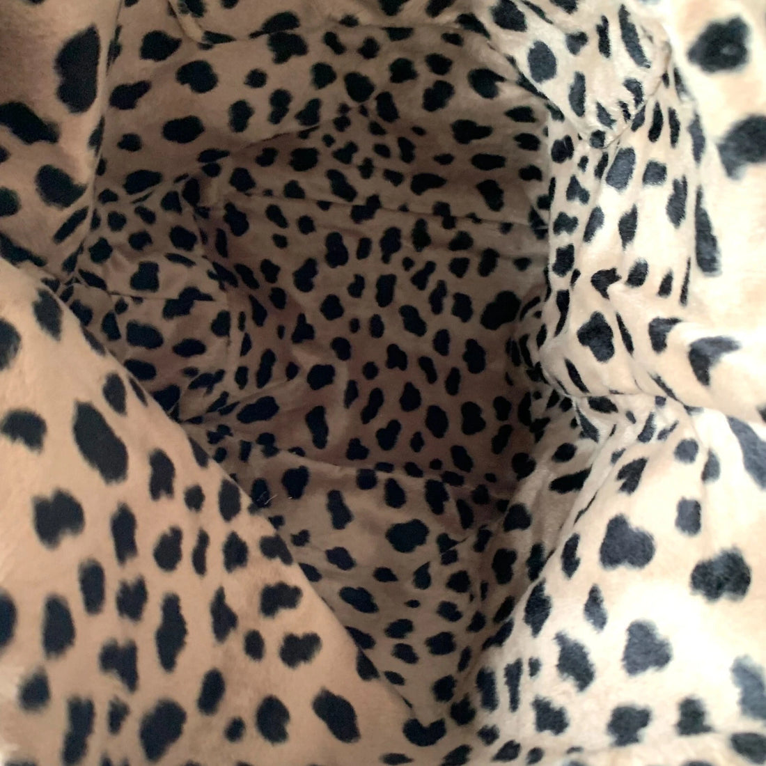 Alexia Hollinger Paris Designer Tote Handbag – Leopard Print Interior, Magnetic Closure