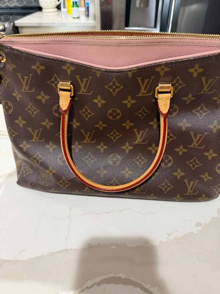 Authentic Louis Vuitton Handbag – Designer Women's Luxury Purse