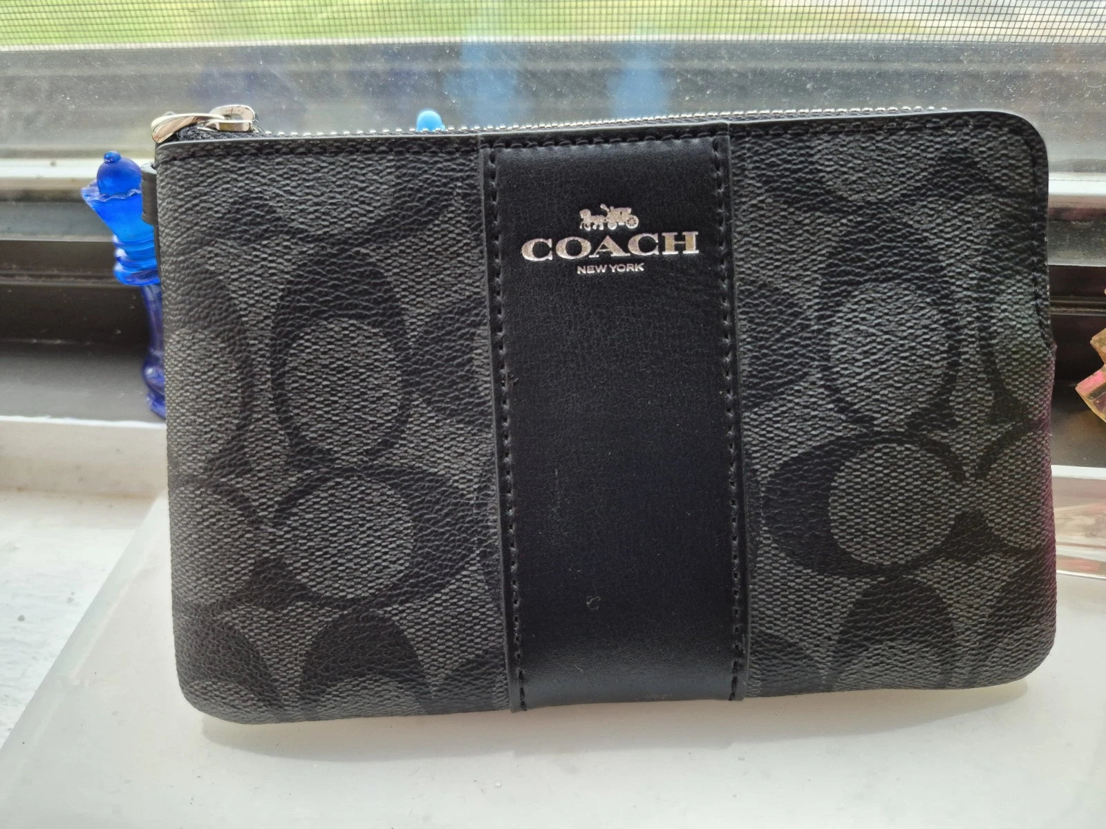 Coach New York Black Leather Wristlet – Small Zip Top Purse Handbag
