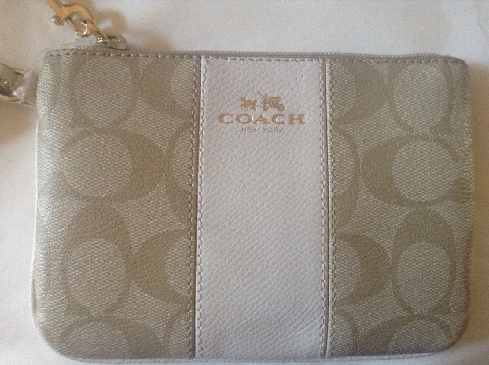 Coach Signature C Wristlet Light Khaki/Chalk – PVC & Leather Trim Zip Wallet, NWT