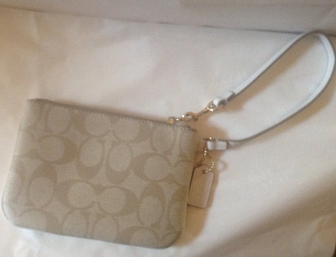 Coach Signature C Wristlet Light Khaki/Chalk – PVC & Leather Trim Zip Wallet, NWT