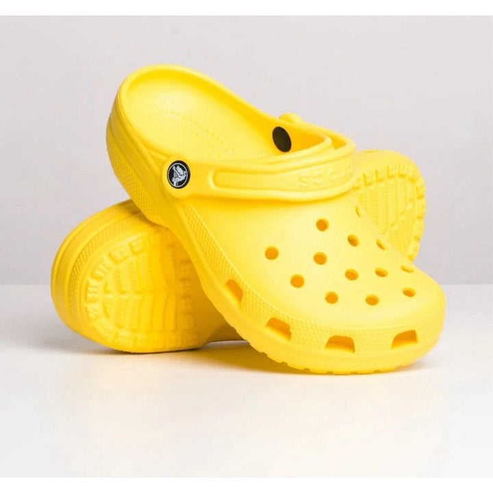 Crocs Classic Clog Unisex Lemon Yellow – Men's 5  Women's 7, 10001-7C1 New