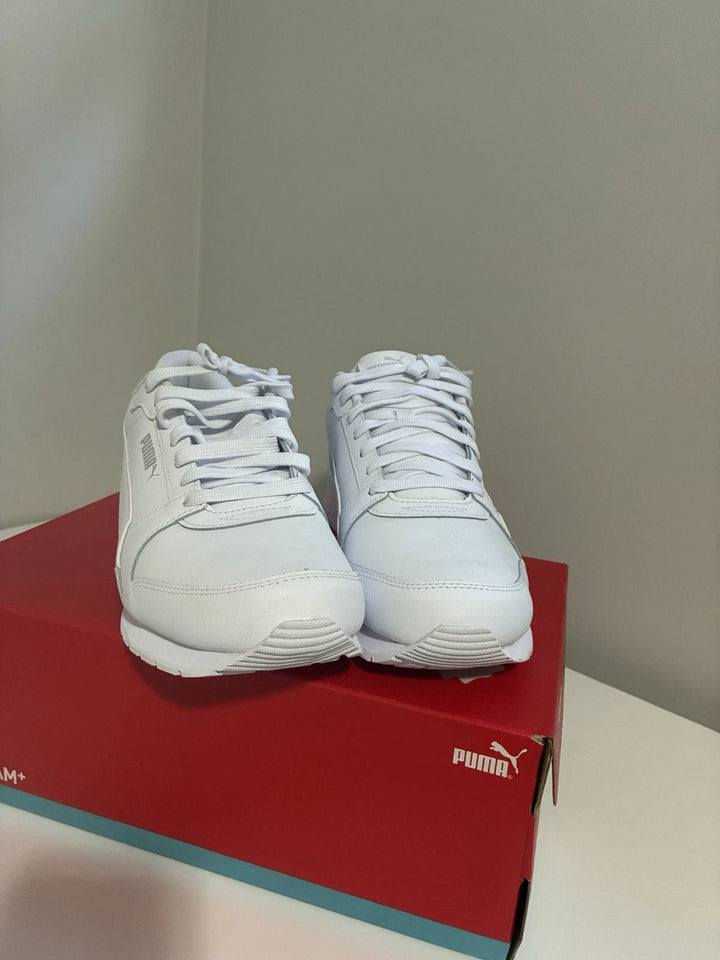 PUMA ST Runner v3 L Men's Sneakers – White Leather Casual Shoes, Size 11.5