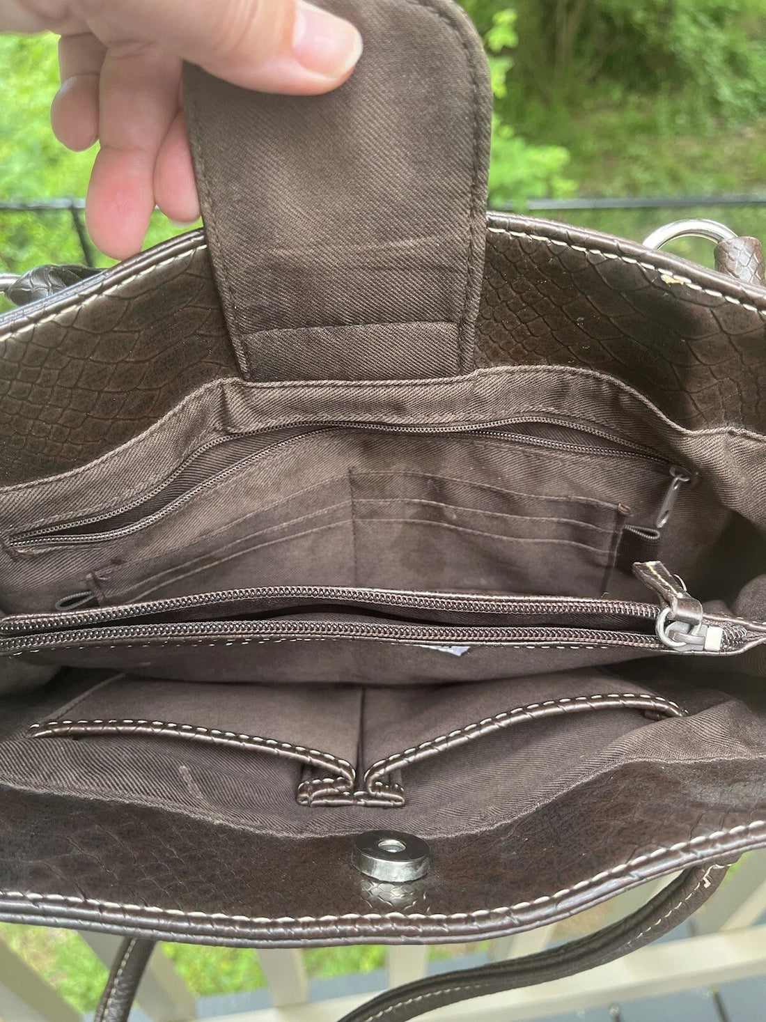 Sag Harbor Brown Handbag Purse – Leather Bottom with Letter Design Women's Bag