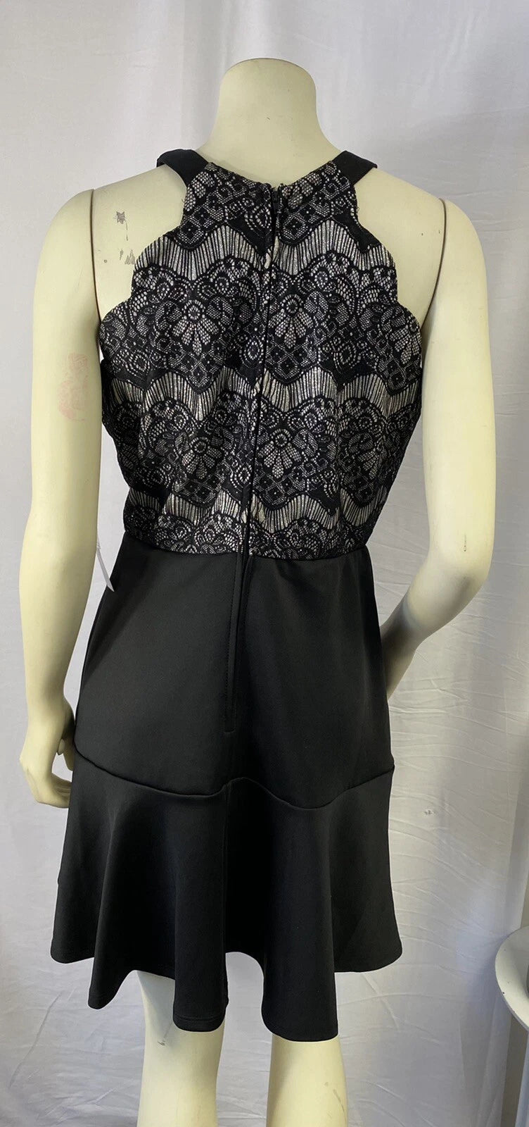 Women's Black Lace Bodice Sleeveless A-Line Cocktail Dress