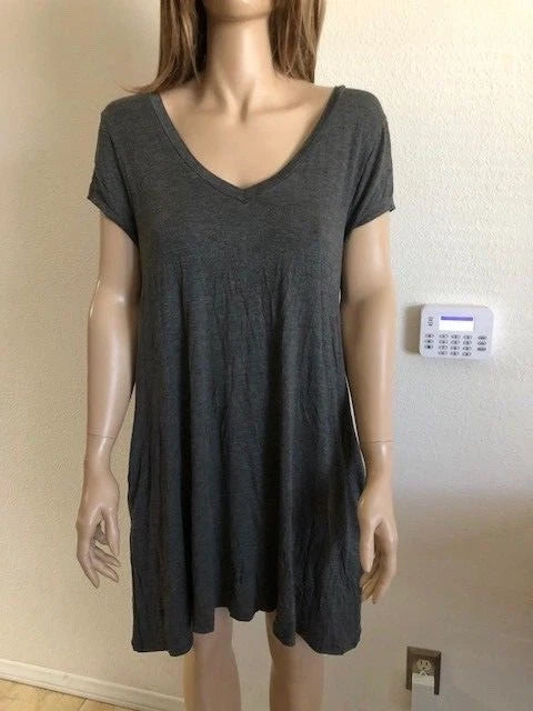 Women's Trixxi Cross-Back Short Sleeve Dress Size Small NWT