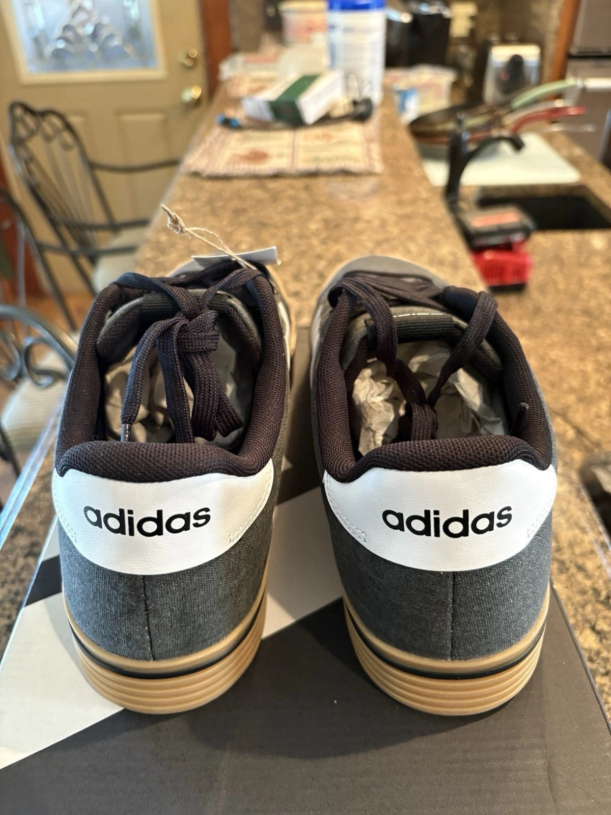 adidas Daily 4.0 Men's Sneakers Dark Gray Canvas Gum Sole – Size 11.5