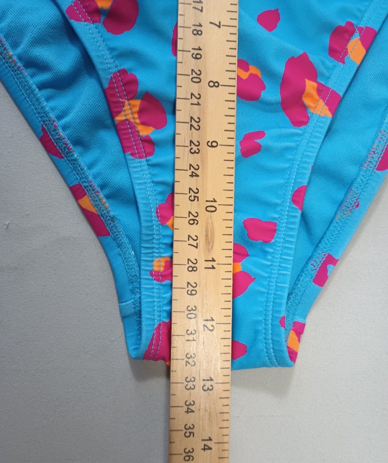 Tabitha Brown Medium (8-10) Bikini Bottoms Swim Beach Bathing Hygienic Liner