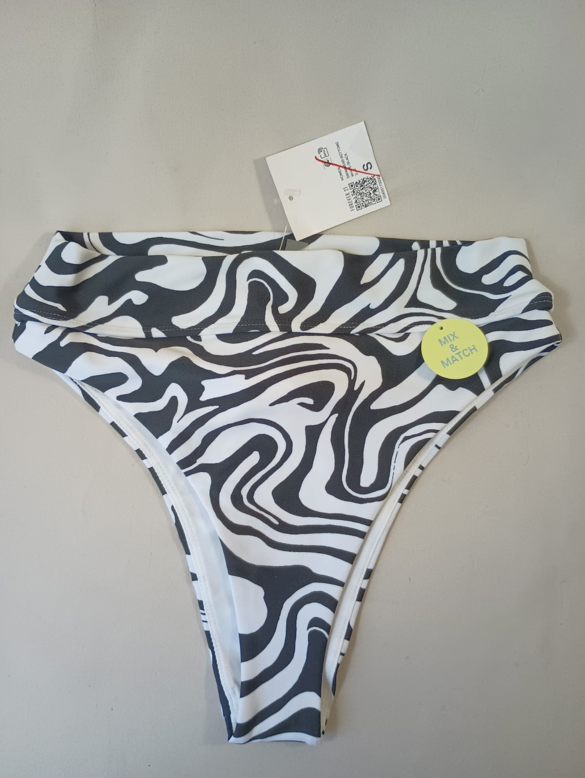 Forever 21 Small Black White Swim Bikini Bottoms Stretch Hygienic Liner