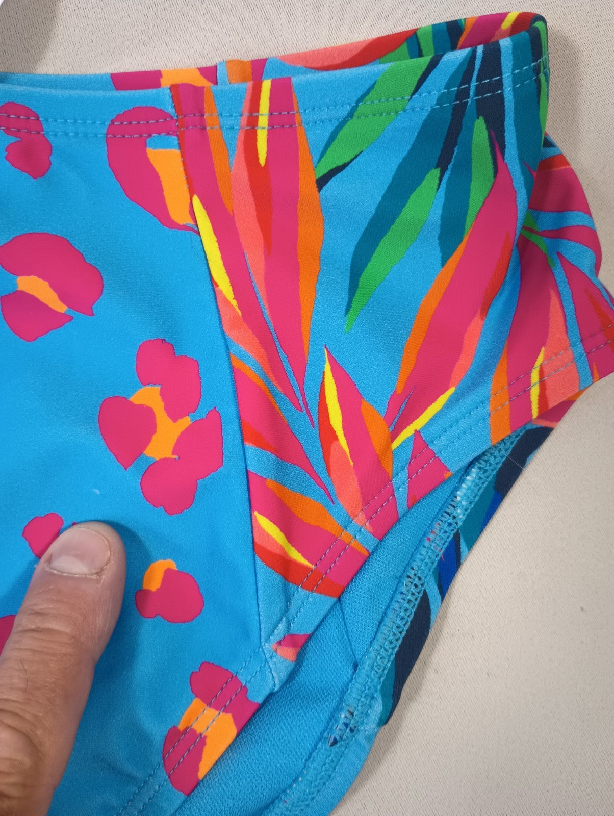 Tabitha Brown Medium (8-10) Bikini Bottoms Swim Beach Bathing Hygienic Liner