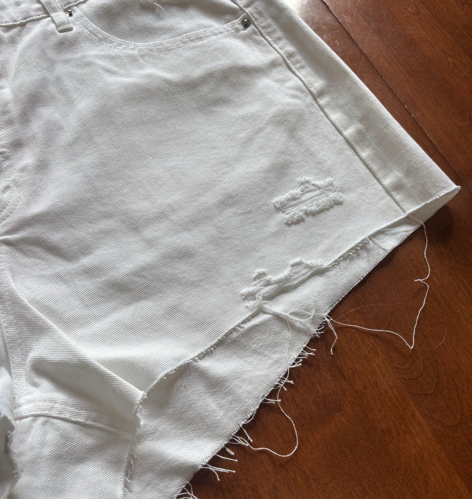 Wild Fable Women's White Denim Jean Shorts Distressed Cut Offs