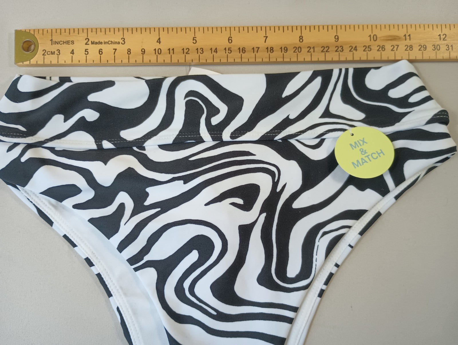 Forever 21 Small Black White Swim Bikini Bottoms Stretch Hygienic Liner