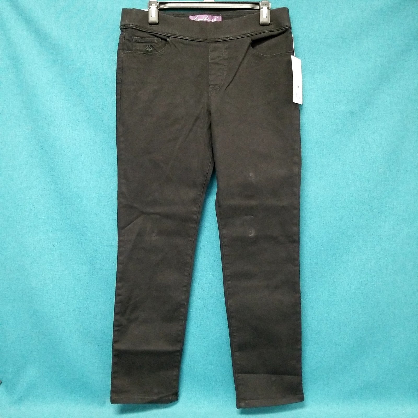 Gloria Vanderbilt Amanda Classic Rise Black Pull On Slimming Jeans