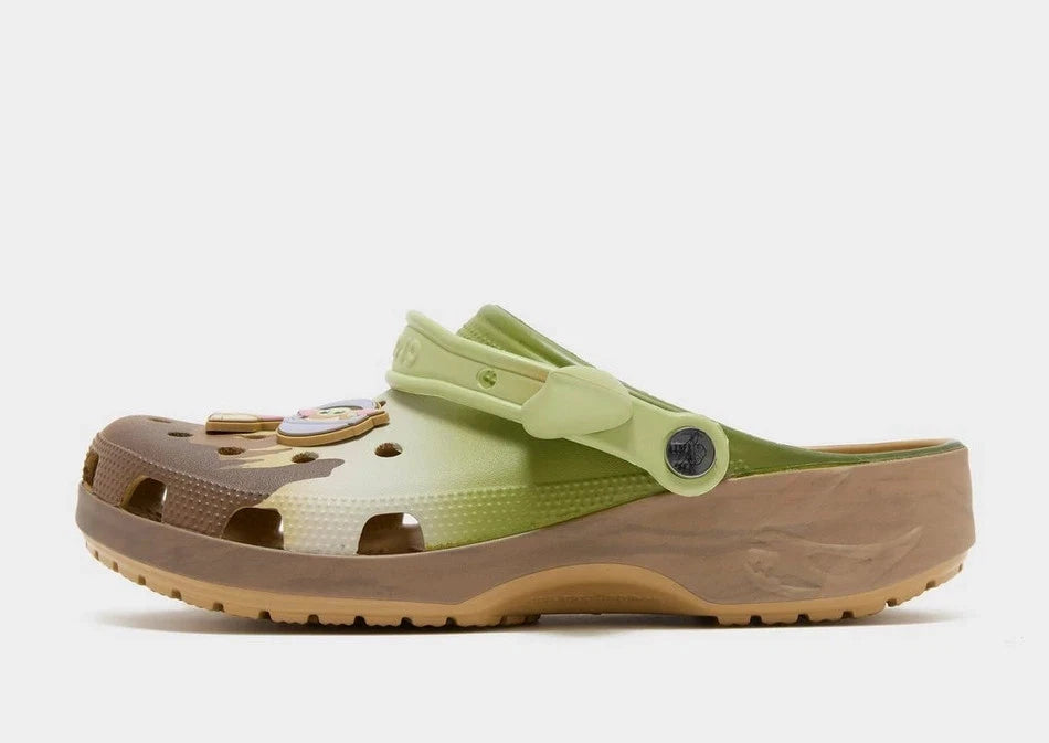 Crocs Star Wars Grogu Classic Clog Men's Trainer Green - image 1