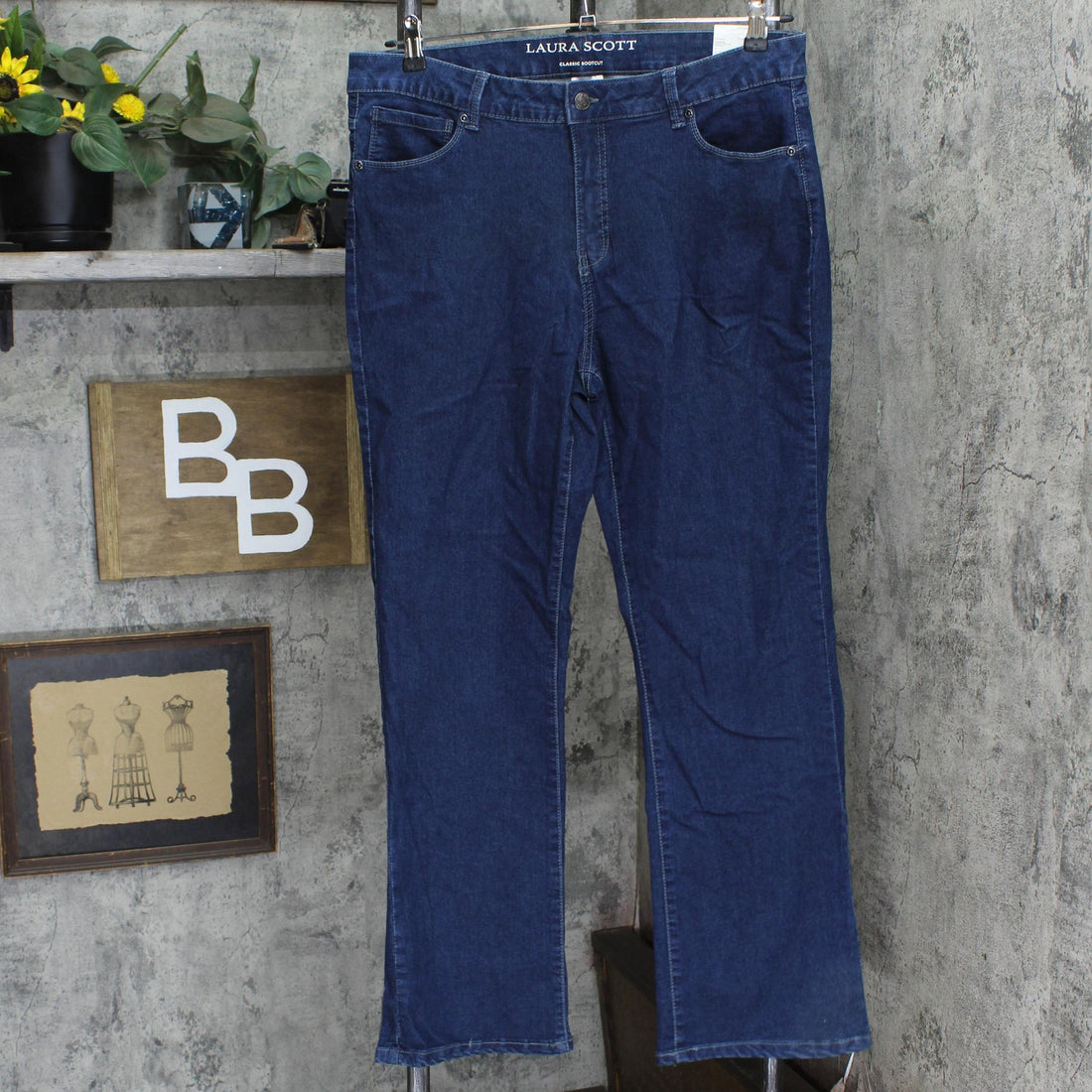 Laura Scott Womens Classic Bootcut Mid Rise Jeans 4 10S 12S 14 14S 16S