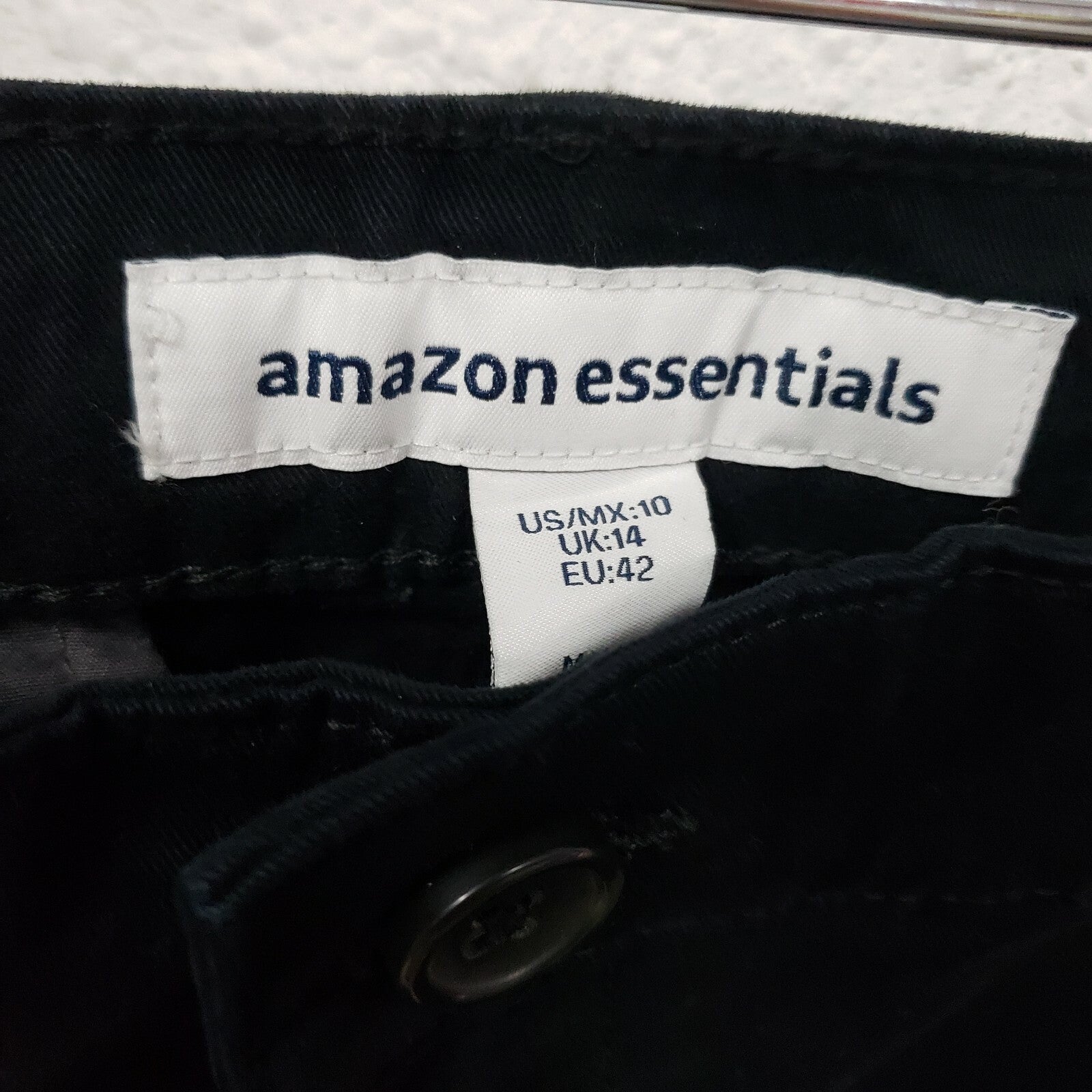 Essentials Women's Cropped Girlfriend Chino Pant, Black